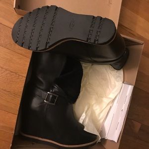 Women UGG leather Wedge Booties